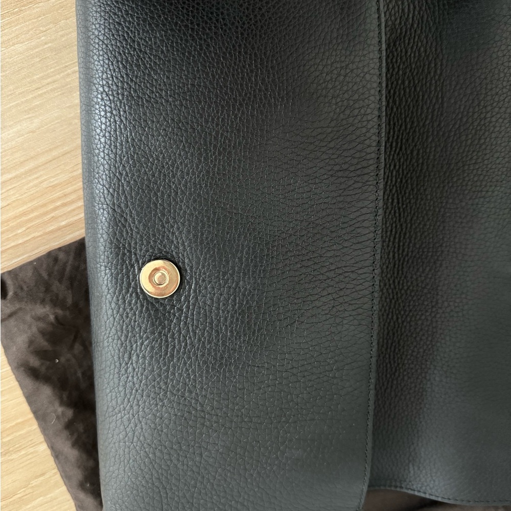 Gucci Black Leather Clutch - Picture 2 of 8